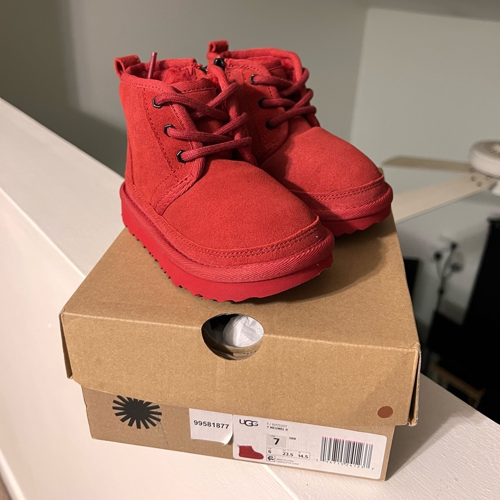 Toddler UGG T NEUMEL ll (RED)